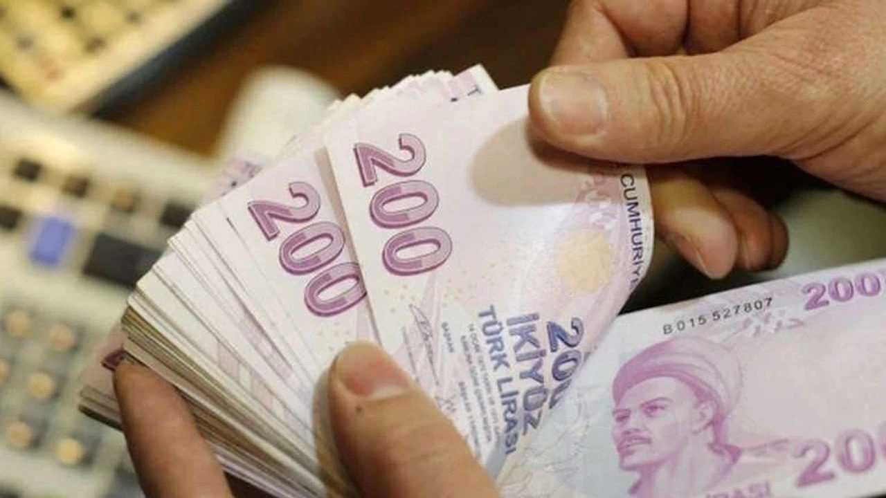 Memur ve Emekliye Zam: En Düşük Maaş 43.726 TL 3 Memur ve Emekliye Zam En Dusuk Maas 43.726 TL 4