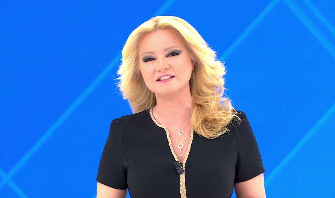 Muge Anli Ile Tatli Sert Hangi Kanalda Saat Kacta 8