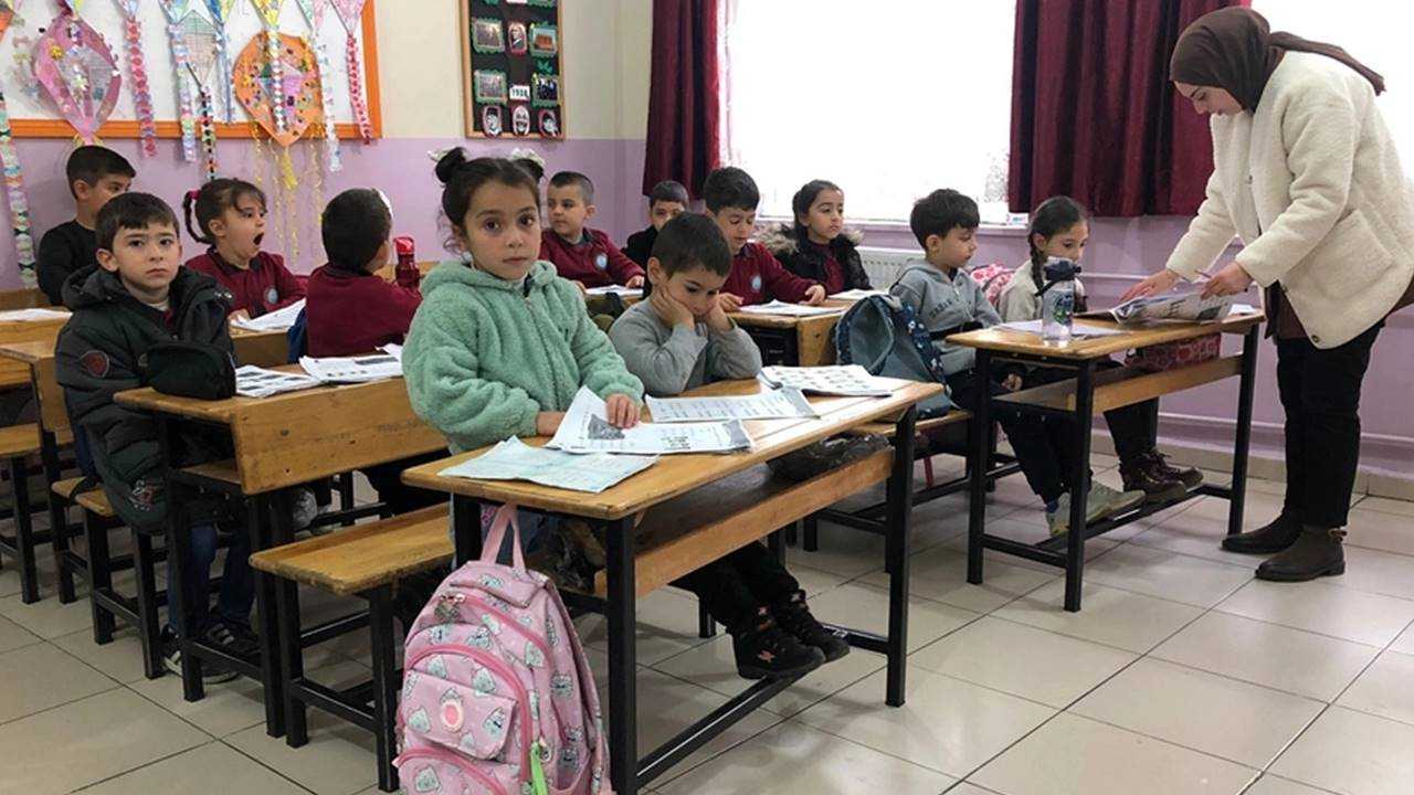 Musta Okullar Tatil mi 9 Ocak Karari Bekleniyor 5