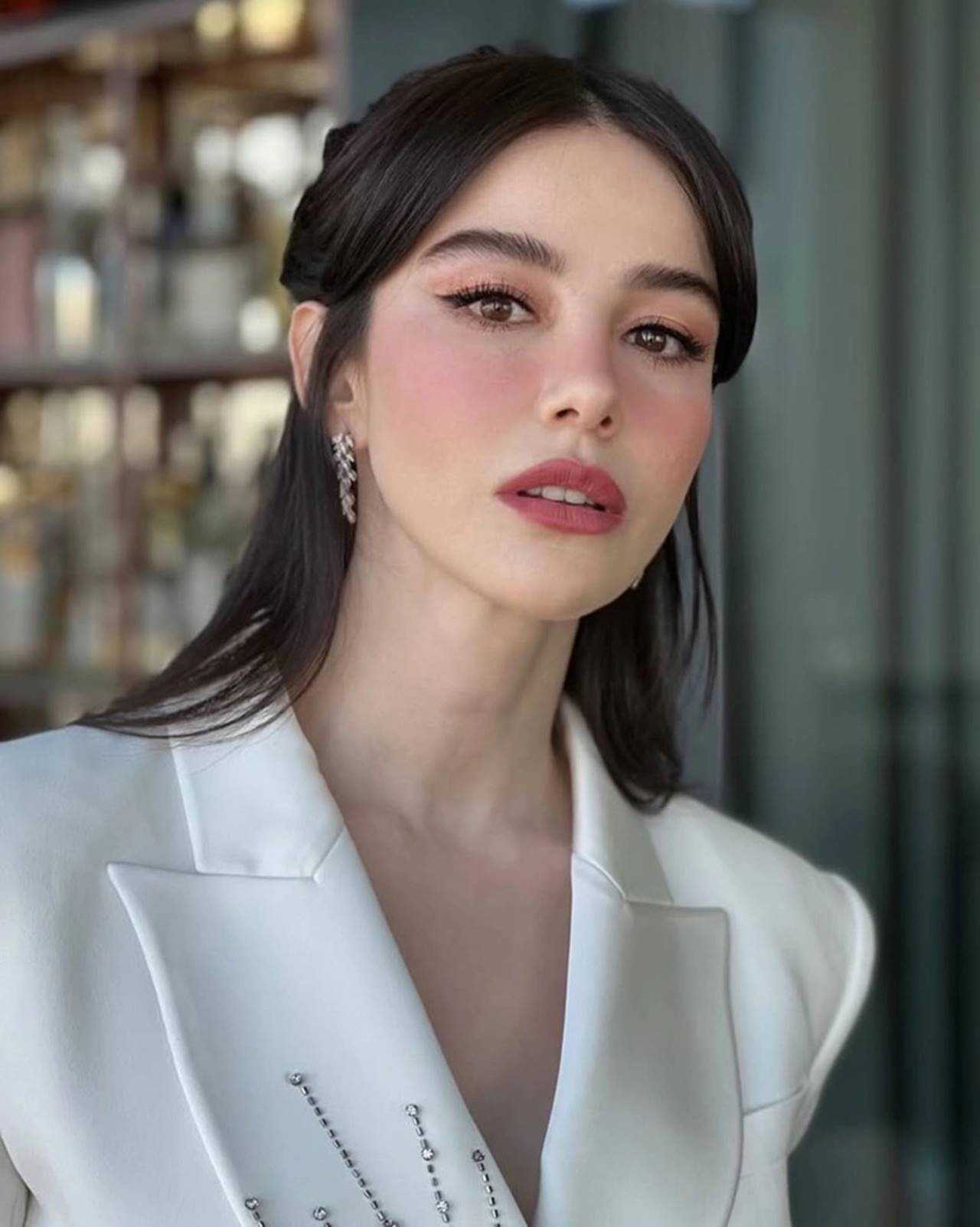Ünlü Oyuncu Özge Gürel Talihsiz Bir Kaza Geçirdi 1 Ozge Gurelin Yag Kazasi Cene Yanigi Seti Erteledi 2