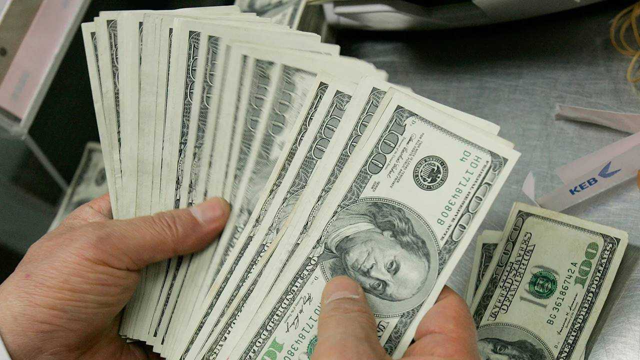 Piyasalar Nefesini Tuttu: TCMB Anketi ve Doların Yükselişi 2 Piyasalar Nefesini Tuttu TCMB Anketi ve Dolarin Yukselisi 3