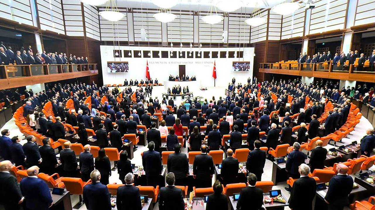 Sağlıkta Yeni Düzen: Katkı Payı ve Prim Değişiklikleri 1 Saglikta Yeni Duzen Katki Payi ve Prim Degisiklikleri 2