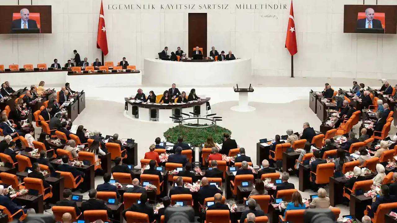 Sağlıkta Yeni Düzen: Katkı Payı ve Prim Değişiklikleri 2 Saglikta Yeni Duzen Katki Payi ve Prim Degisiklikleri 3