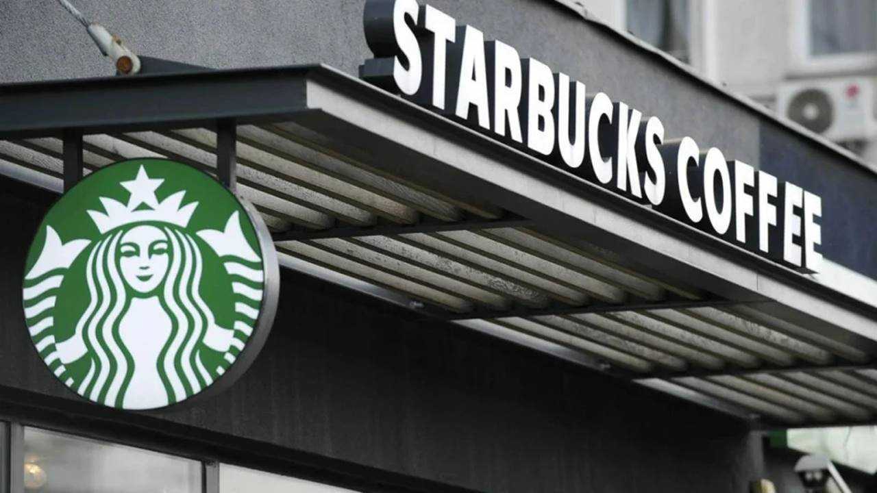 Starbucks Zorlu Çeyrek Geçirdi: Satışlar ve Kar Düşüşte 1 Starbucks Zorlu Ceyrek Gecirdi Satislar ve Kar Dususte 2