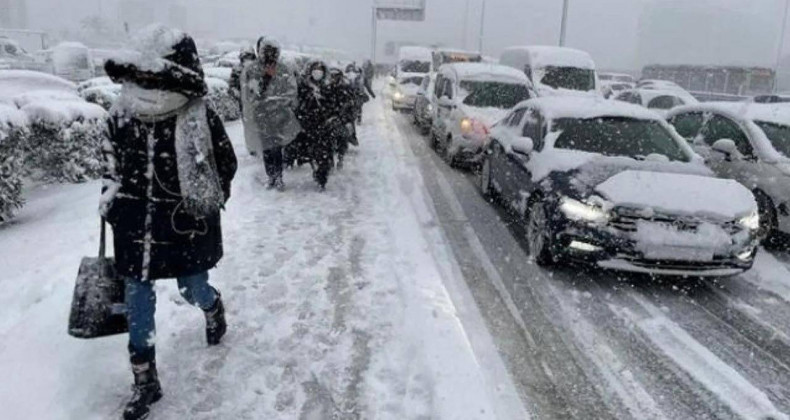 Türkiye Bahar Havasını Yaşıyor, Ancak Kara Kış Kapıda