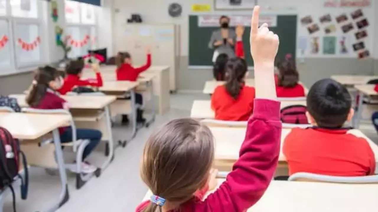 Antalya'da Ders Saatleri Kısaltıldı: Çocuklar Güvende 2 Antalyada Ders Saatleri Kisaltildi Cocuklar Guvende 3