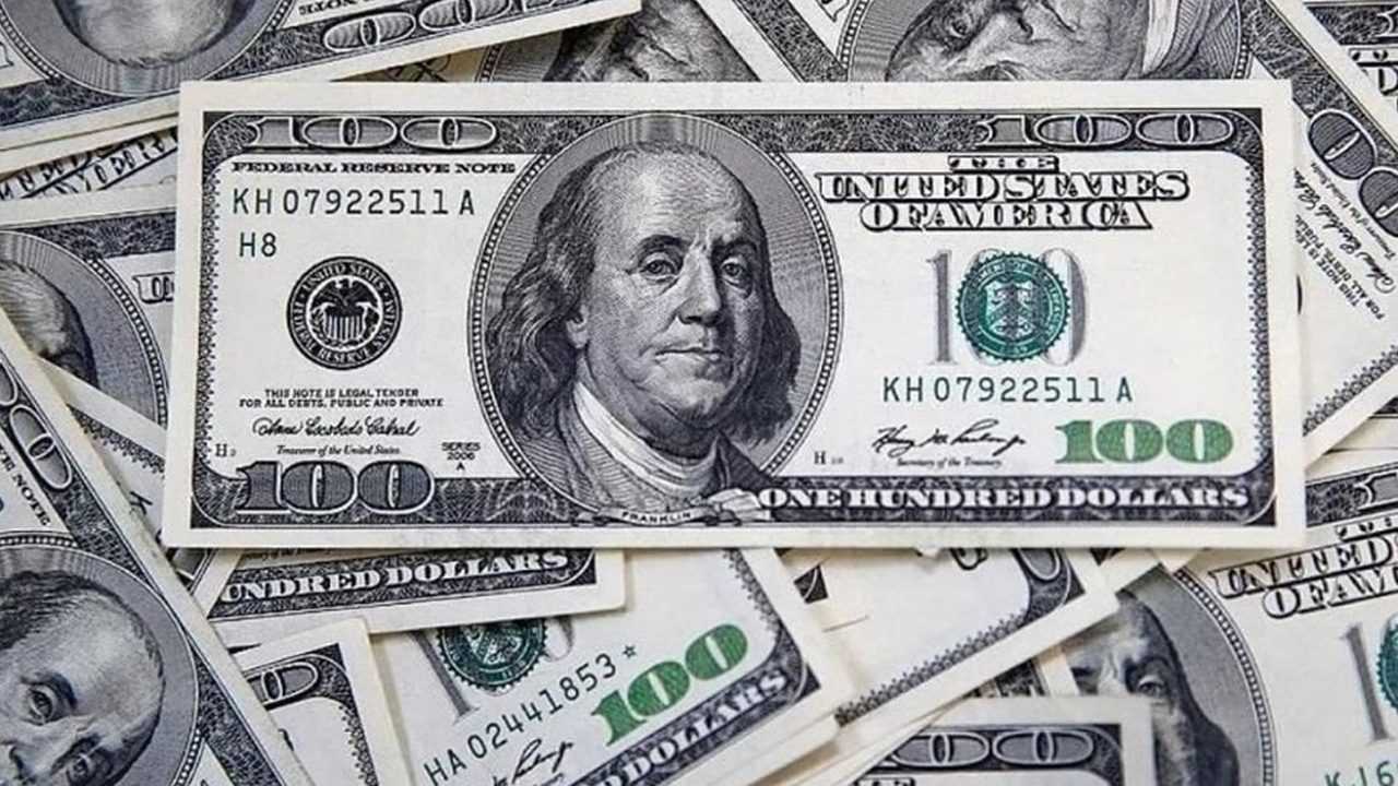Dolar Zirveye Tırmanırken, Gümrük Vergisi Endişesi Artıyor 1 Dolar Zirveye Tirmanirken Gumruk Vergisi Endisesi Artiyor 2