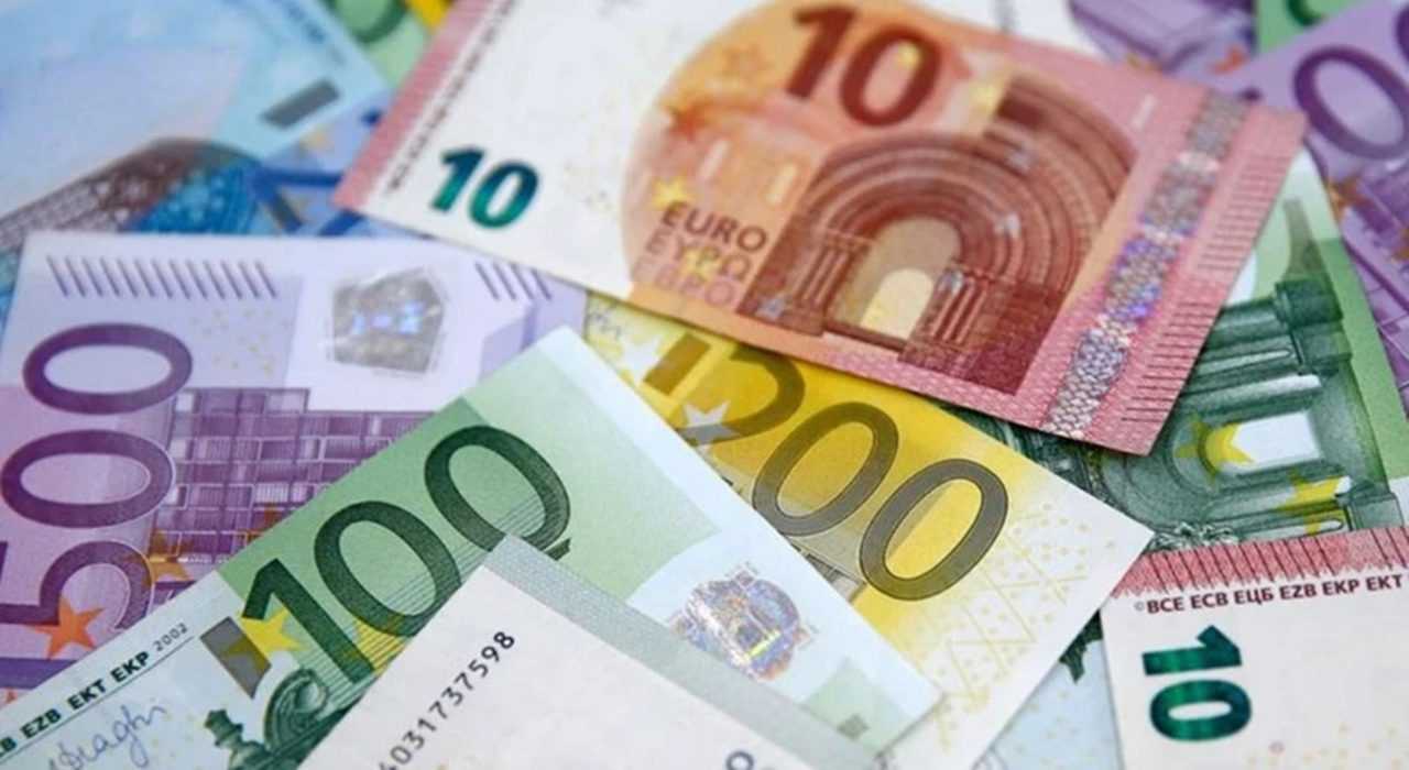 Dolar ve Euroda Tarihi Fark Kurlar Yukselmeye Devam Ediyor 3