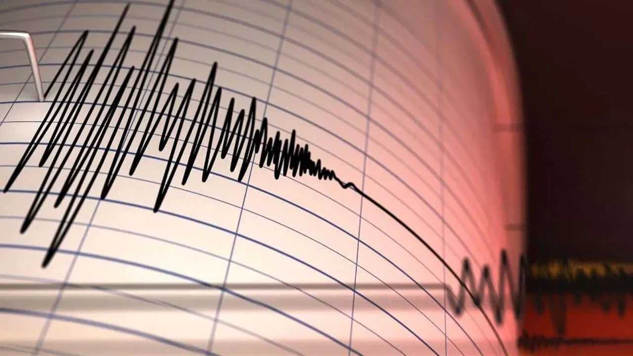 Ege Denizi'nde Peş Peşe Depremler 2 Ege Denizinde Pes Pese Depremler 3