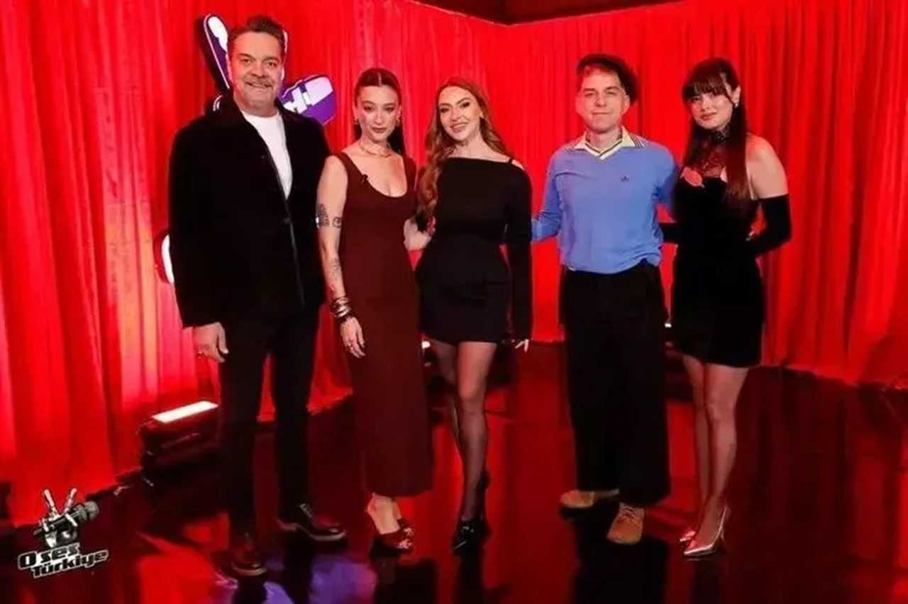 Hadise Cesur Paylasimlariyla Dikkatleri Uzerine Cekiyor 3
