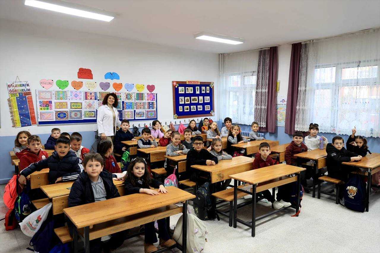 İkinci Dönem Başladı: Öğrenciler Okulda, Sınav Heyecanı Artıyor 9 Ikinci Donem Basladi Ogrenciler Okulda Sinav Heyecani Artiyor 11