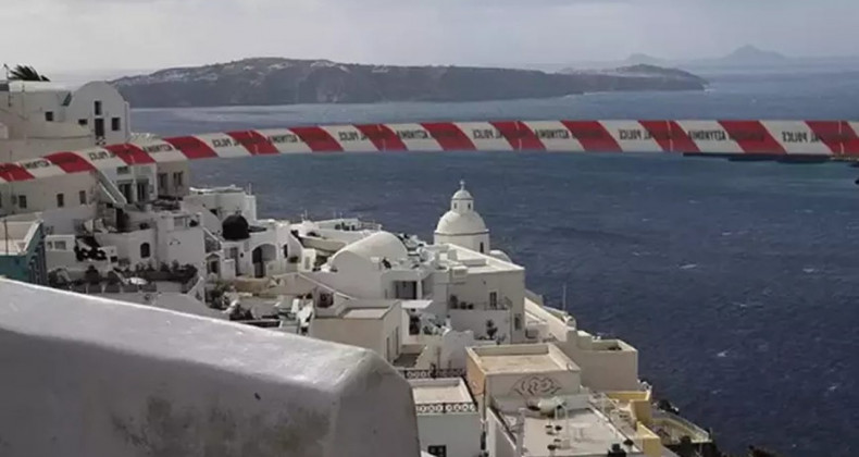 Santorini Sarsılıyor: 7.700 Deprem ve Olağanüstü Hal
