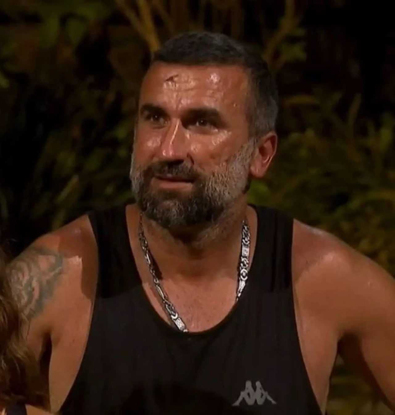 Survivor 2025’te Şok! Hikmet’in Gizli Planı Ortaya Çıktı 5 Survivor 2025te Sok Hikmetin Gizli Plani Ortaya Cikti 6