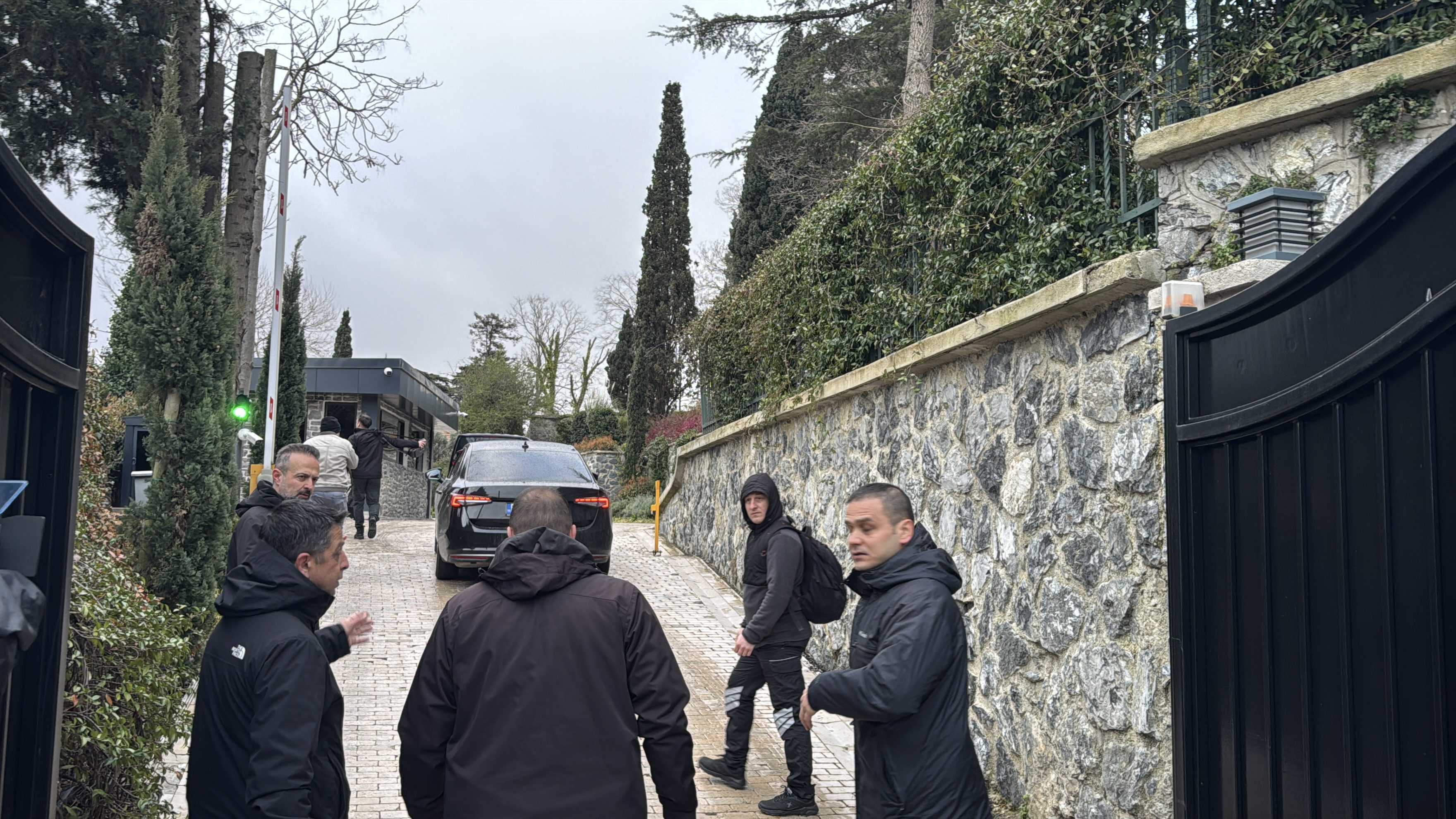 Şok Operasyon: İBB Başkanı İmamoğlu Gözaltında 1 AA 20250319 37385722 37385717 IBBDEKI TEROR VE ORGUTLU SUCLAR SORUSTURMALARINDA 79 SUPHELI GOZALTINA ALINDI