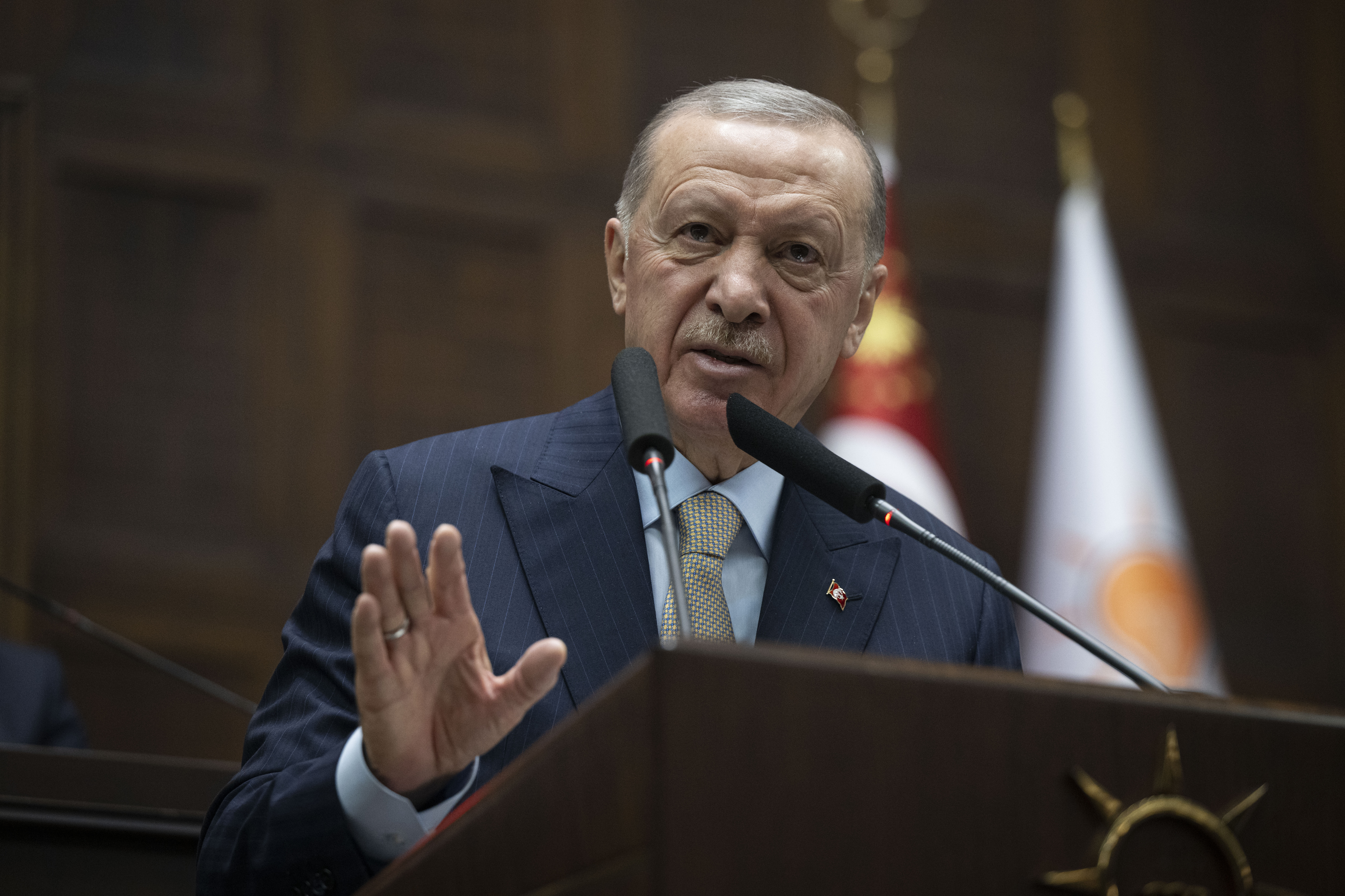 CHP’ye Kayyum Sinyali Mi? Turpun Büyüğü Ne? 2 AA 20250326 37449088 37449084 AK PARTI TBMM GRUP TOPLANTISI
