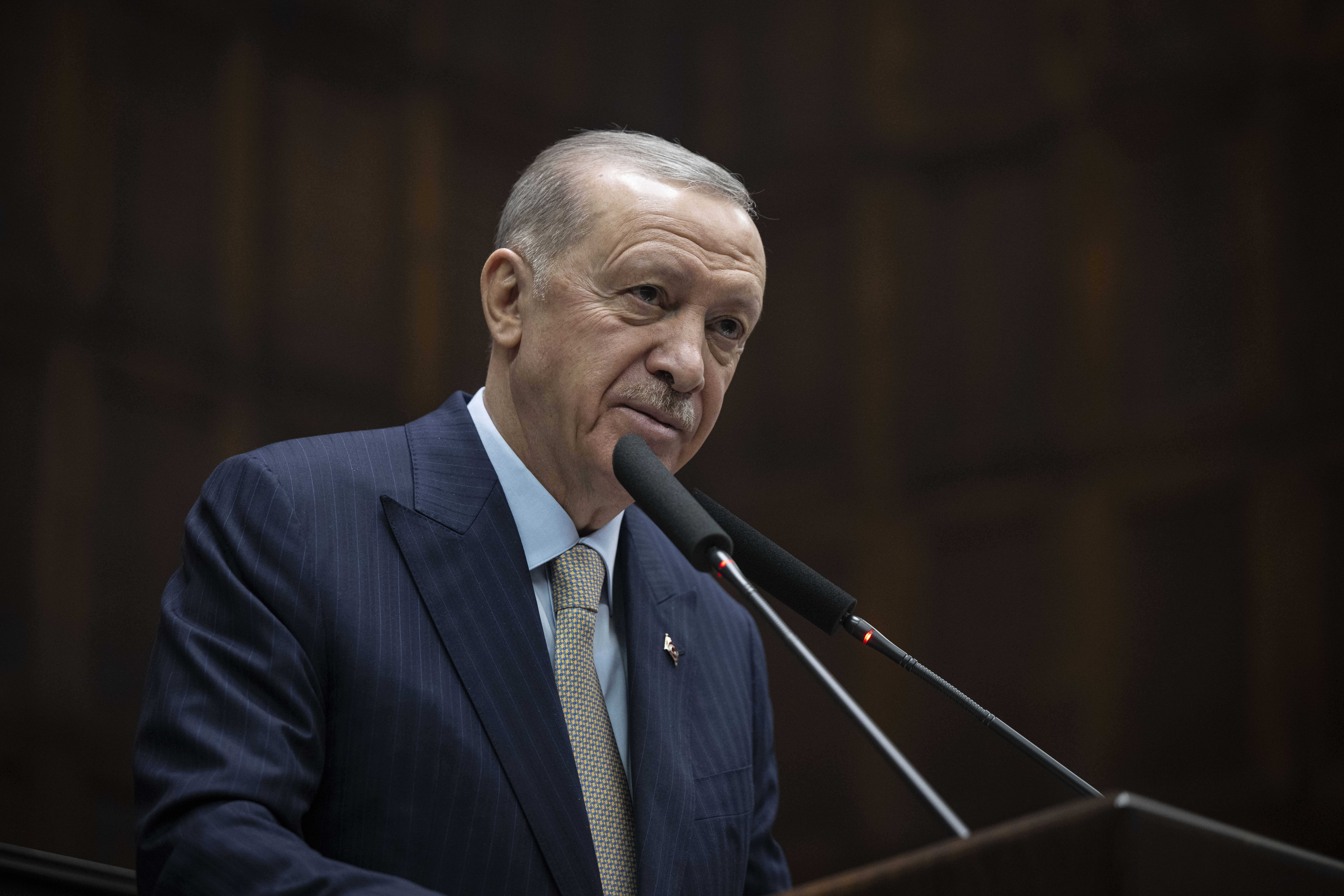 CHP’ye Kayyum Sinyali Mi? Turpun Büyüğü Ne? 1 AA 20250326 37449088 37449085 AK PARTI TBMM GRUP TOPLANTISI