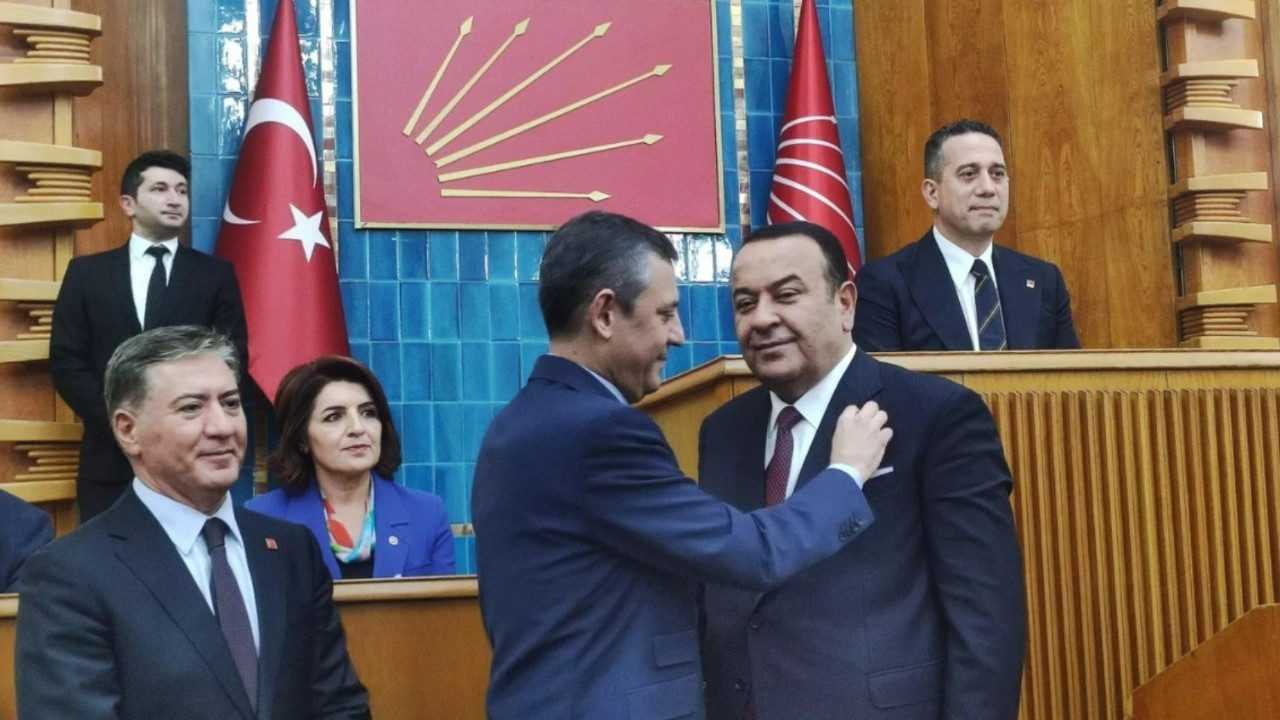 Adnan Beker CHP'ye Katıldı, Parti İçinde Fırtınalar Koptu 2 Adnan Beker CHPye Katildi Parti Icinde Firtinalar Koptu 3