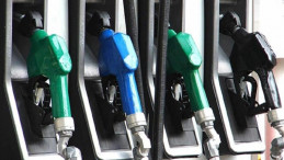 Akaryakıta Büyük İndirim! Benzin ve Motorin Fiyatları Düştü