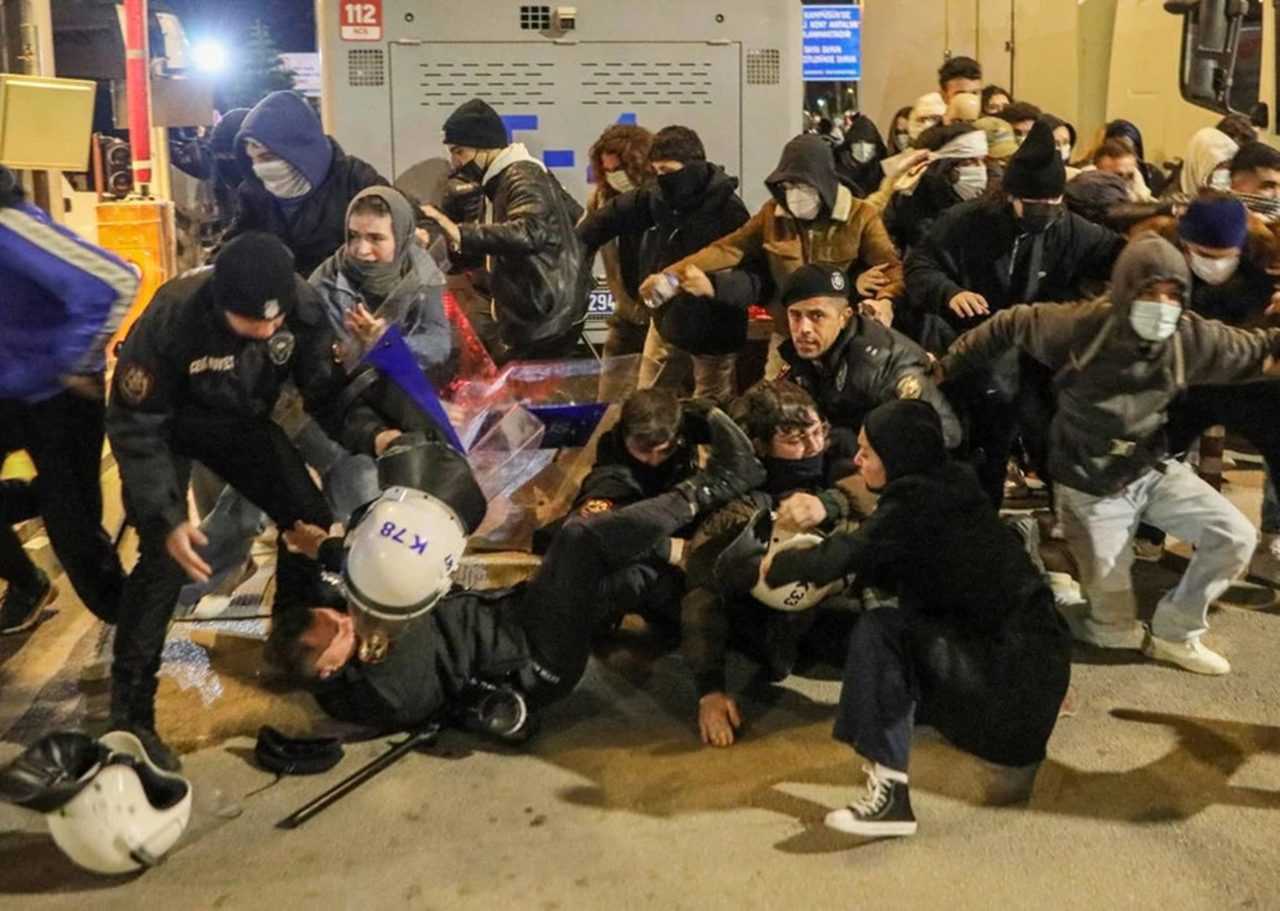 Altun: CHP Yargıyı Baskı Altına Almaya Çalışıyor 2 Altun CHP Yargiyi Baski Altina Almaya Calisiyor 3