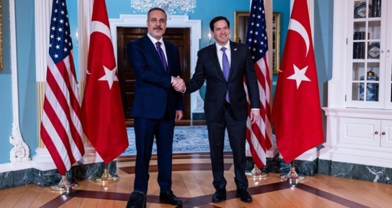 Ankara-Washington Hattında Diplomasi Trafiği