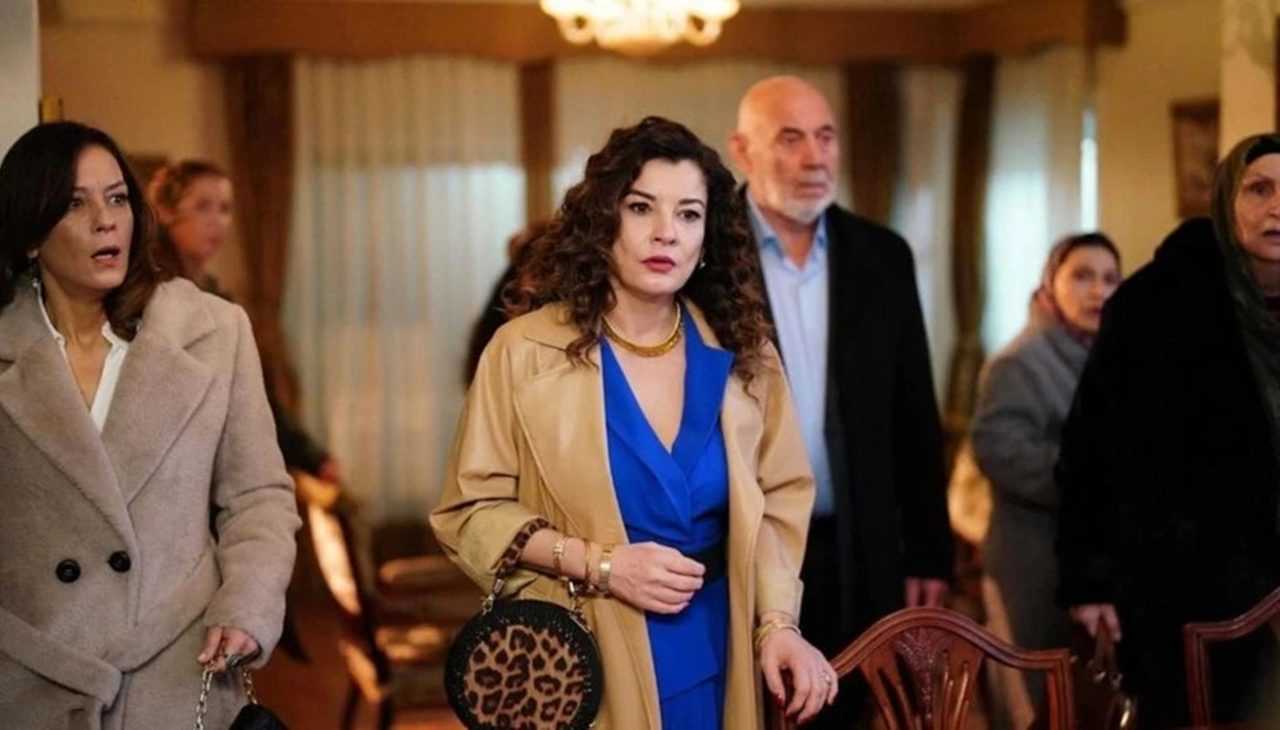 Bir Gece Masalı’nda Şok Ayrılık! İrem Altuğ da Veda Etti 3 Bir Gece Masalinda Sok Ayrilik Irem Altug da Veda Etti 4