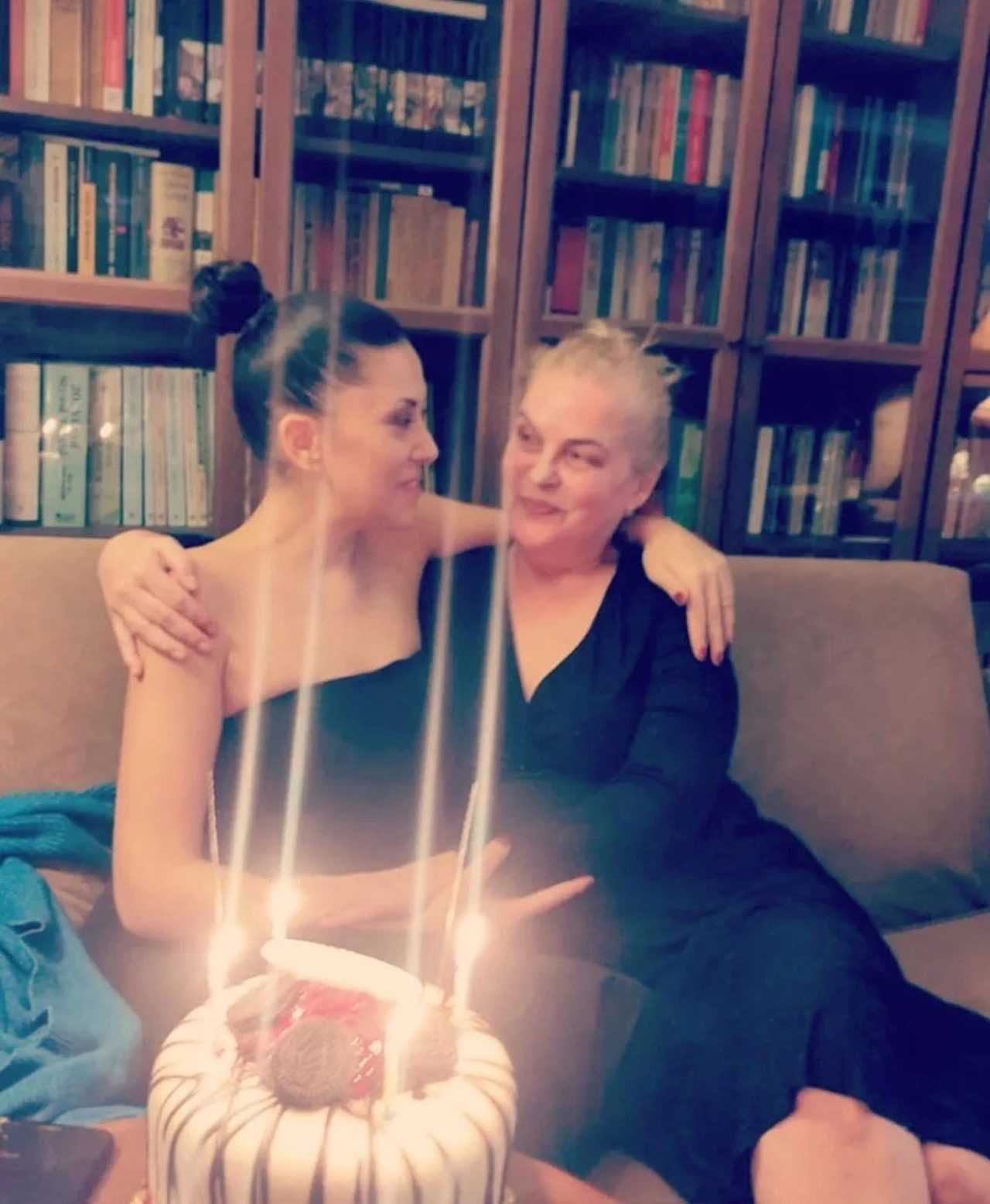 Elif İdiz Sahneye Çıktı, O Ses Türkiye Yıkıldı 4 Elif Idiz Sahneye Cikti O Ses Turkiye Yikildi 5