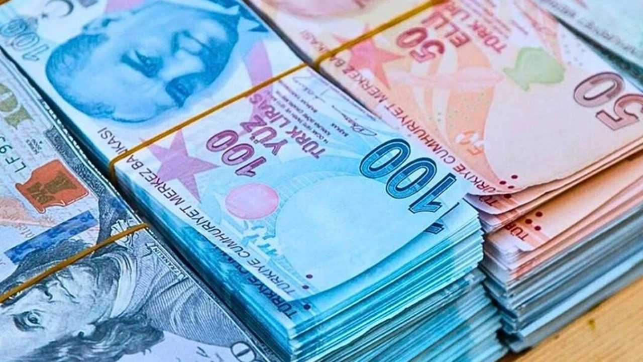 Emekliye Bayram İkramiyesi Artıyor! Yeni Rakamlar Netleşiyor 4 Emekliye Bayram Ikramiyesi Artiyor Yeni Rakamlar Netlesiyor 5
