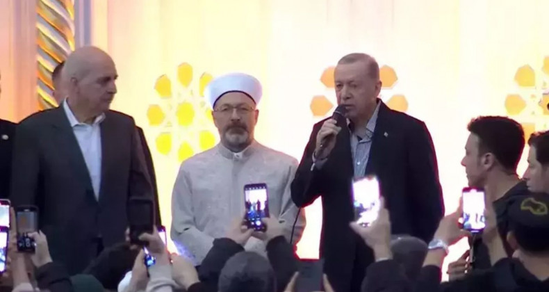 Erdoğan, Camide Birlik ve Beraberlik İçin Dua Etti