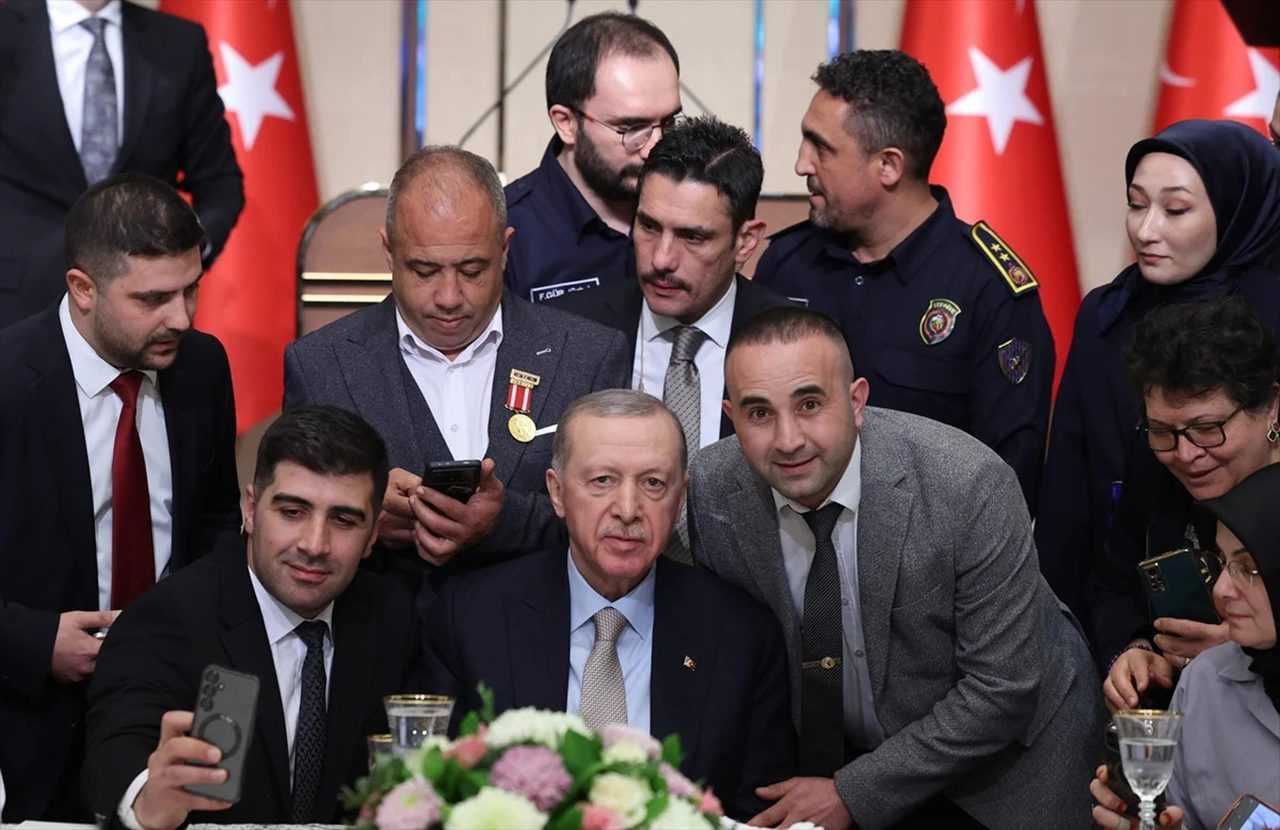 Erdoğan’dan Tatil Müjdesi: Bayram Tatili 9 Gün 1 Erdogandan Tatil Mujdesi Bayram Tatili 9 Gun 2