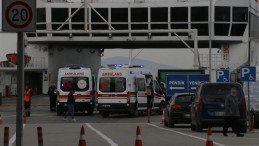 Feribot Kazasında Yolcular Yaralandı, Araçlar Zarar Gördü