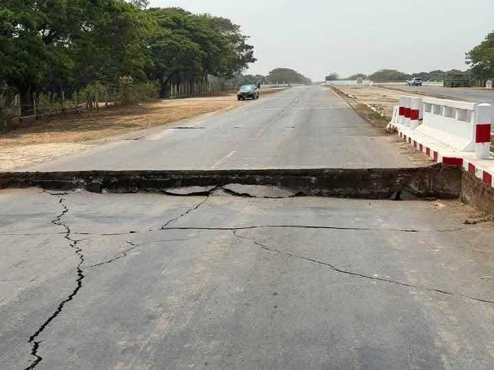 Myanmar'ı 7.7'lik Deprem Yıktı: Köprüler ve Gökdelenler... 2 GnH 1aAbgAIjLvW