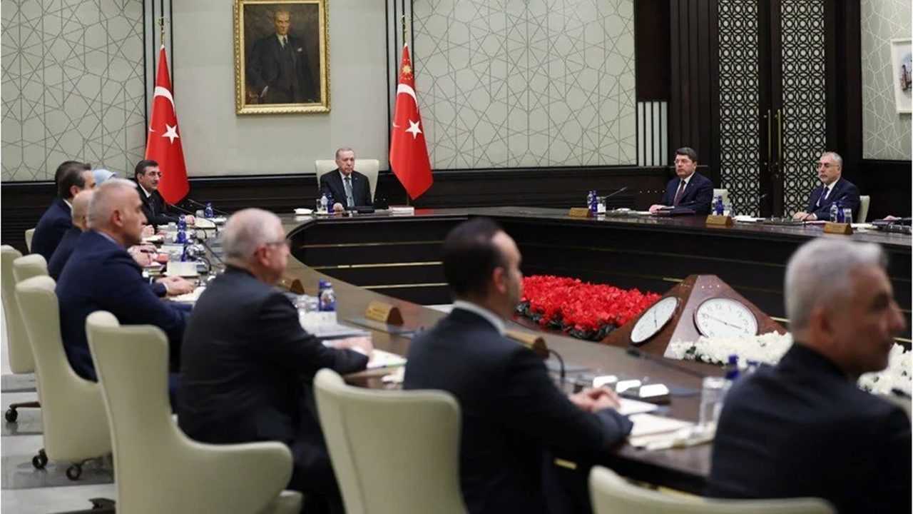Kabine Toplantısı: İBB, Terör ve Gazze Gündemi 1 Kabine Toplantisi IBB Teror ve Gazze Gundemi 2