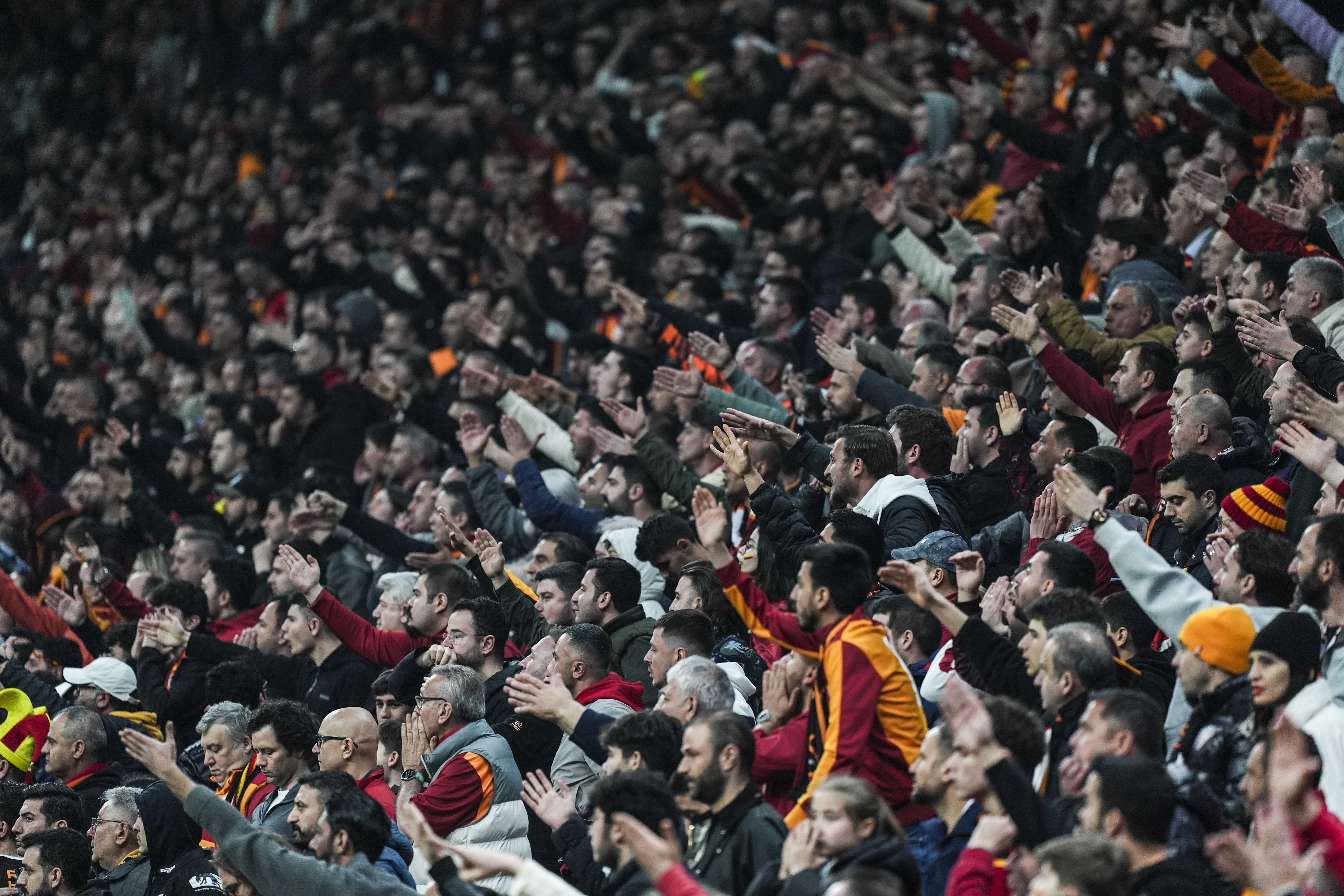 Galatasaray'dan Stadyum Hamlesi: UEFA'dan Onay Bekleniyor 4 AA 20250418 37674552 37674548 GALATASARAY SIPAY BODRUM FK