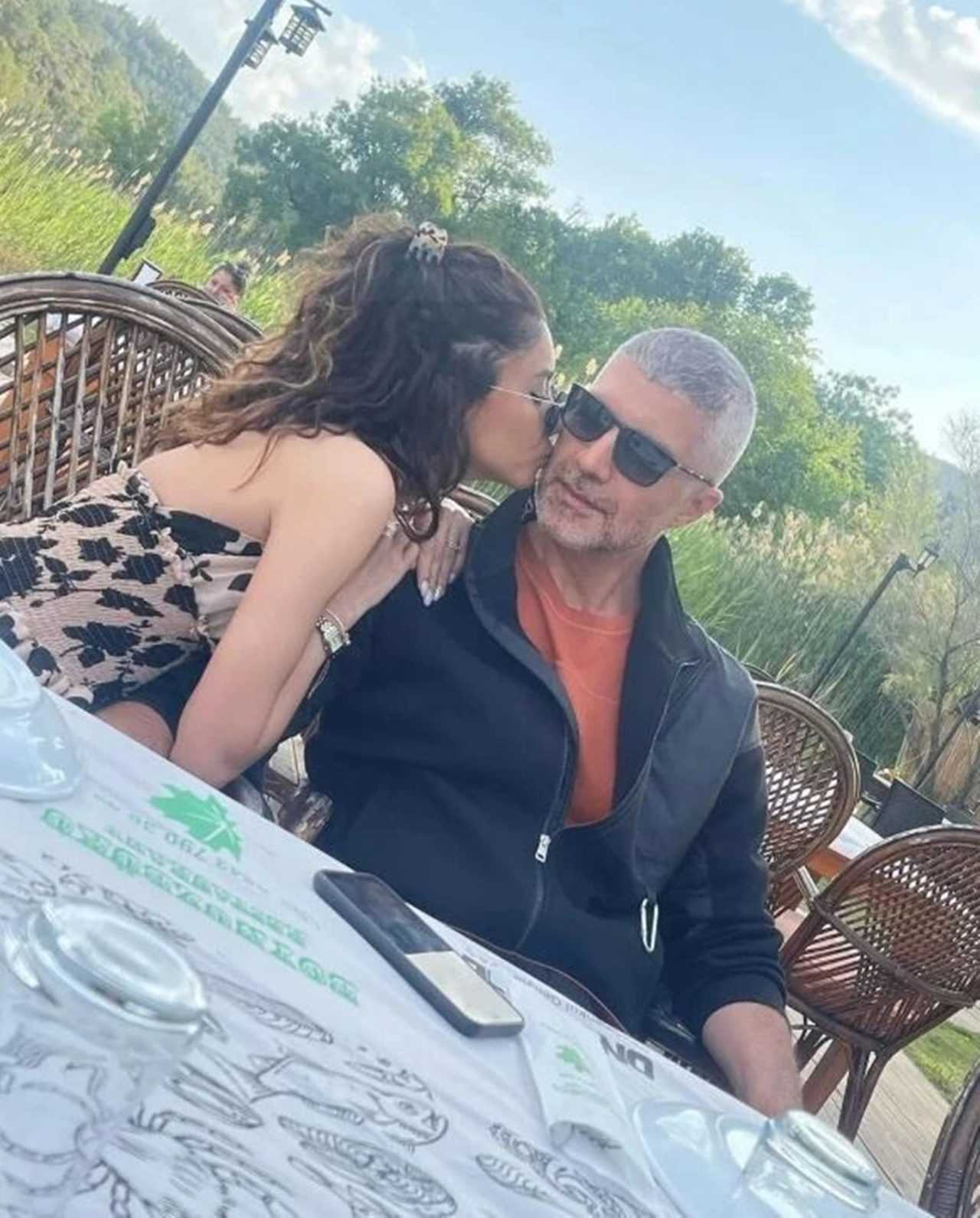 Başaramadılar! Özcan Deniz'den Ailesine Sert Mesaj 3 Basaramadilar Ozcan Denizden Ailesine Sert Mesaj 4