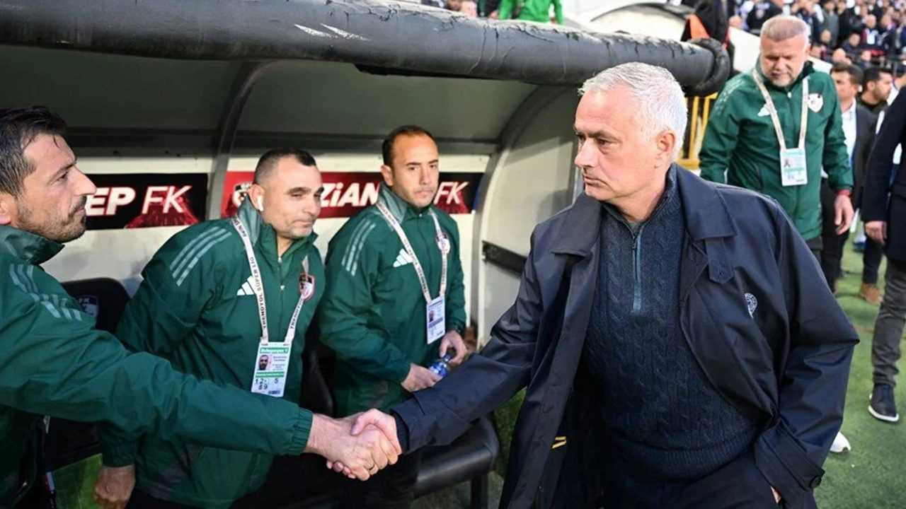 Fenerbahçe, 5 Dakikada 3 Golle Gaziantep'i Devirdi 2 Fenerbahce 5 Dakikada 3 Golle Gaziantepi Devirdi 3