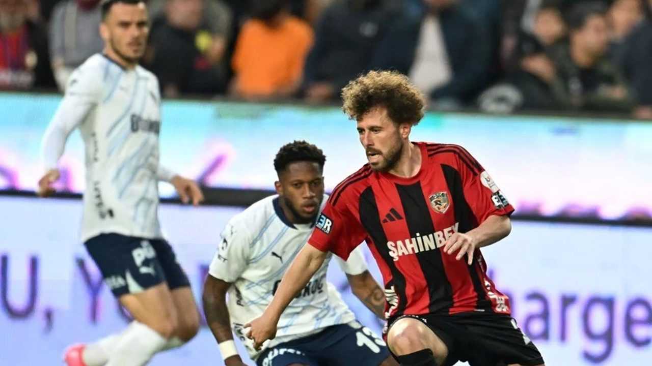 Fenerbahçe, 5 Dakikada 3 Golle Gaziantep'i Devirdi 6 Fenerbahce 5 Dakikada 3 Golle Gaziantepi Devirdi 7