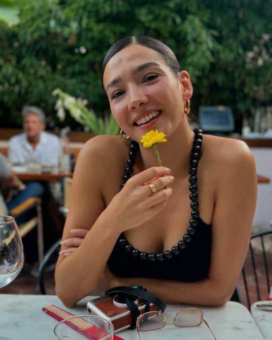 Aybüke Pusat Teşkilat Dizisinden Çıkarıldı! 4 GnhtFcgWgAAaoeJ