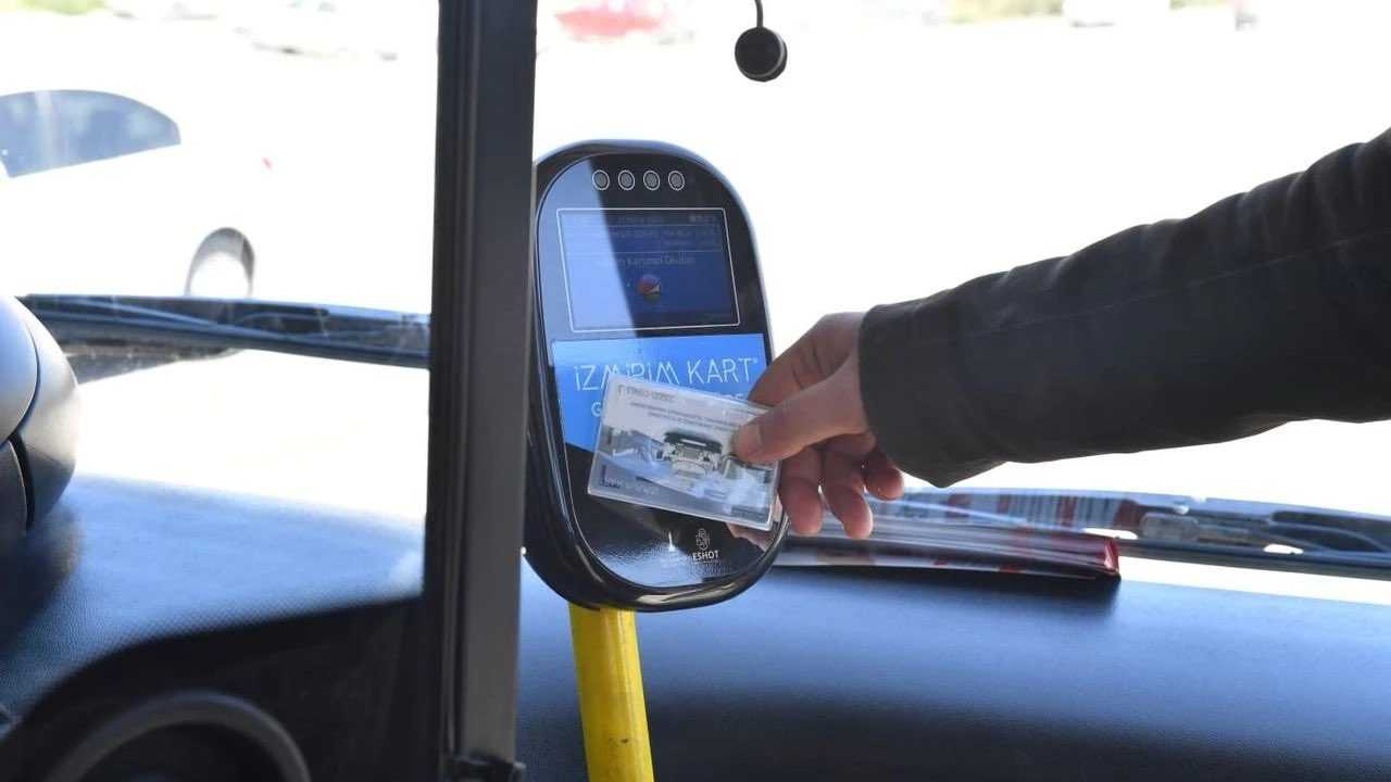 İzmir'de Toplu Ulaşım Ücretlerine Zam Geldi 1