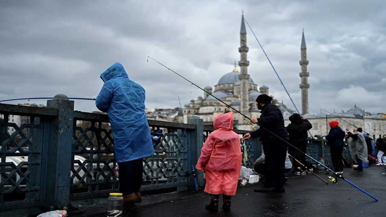 İstanbul’da Hava Sertleşiyor: Kış Yeniden Kapıda 2 Istanbulda Hava Sertlesiyor Kis Yeniden Kapida 3