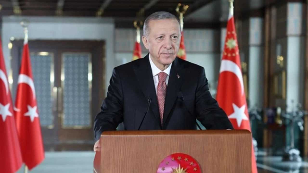 Kabine Sonrası Erdoğan'dan Net Mesajlar: Mücadeleye Devam 1 Kabine Sonrasi Erdogandan Net Mesajlar Mucadeleye Devam 2