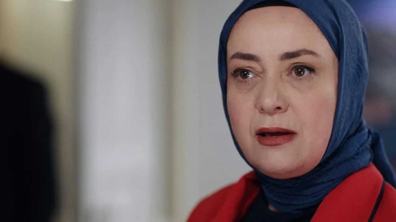 Kızılcık Şerbeti'nde Şok Ayrılık! Diziye Veda Etti 7 Kizilcik Serbetinde Sok Ayrilik Diziye Veda Etti 8
