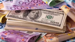 Kurlarda Sarsıntı: Dolar ve Euro Yeni Zirvelerde