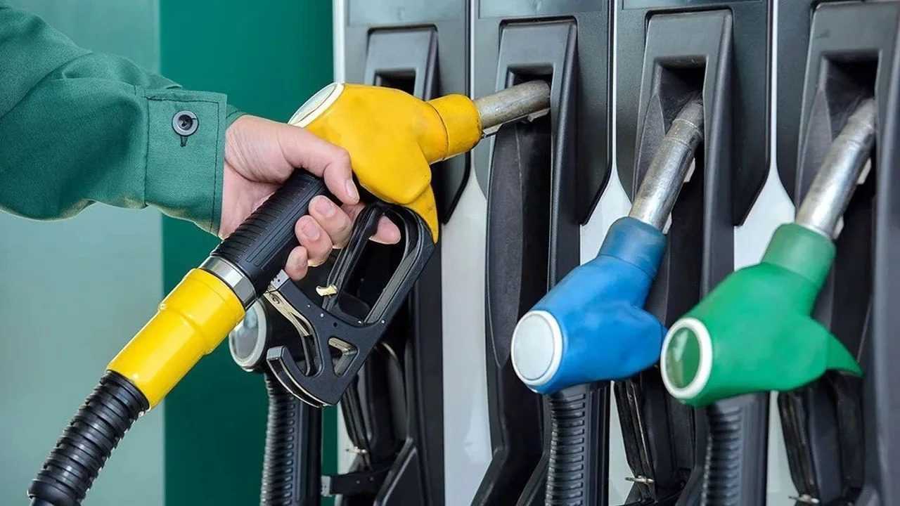 Petrol Çöküşü Akaryakıtta Tarihi İndirim Getiriyor 1 Petrol Cokusu Akaryakitta Tarihi Indirim Getiriyor 2
