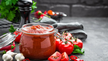 Salçayı Küflendirmeyen 4 Doğal Koruma Yöntemi