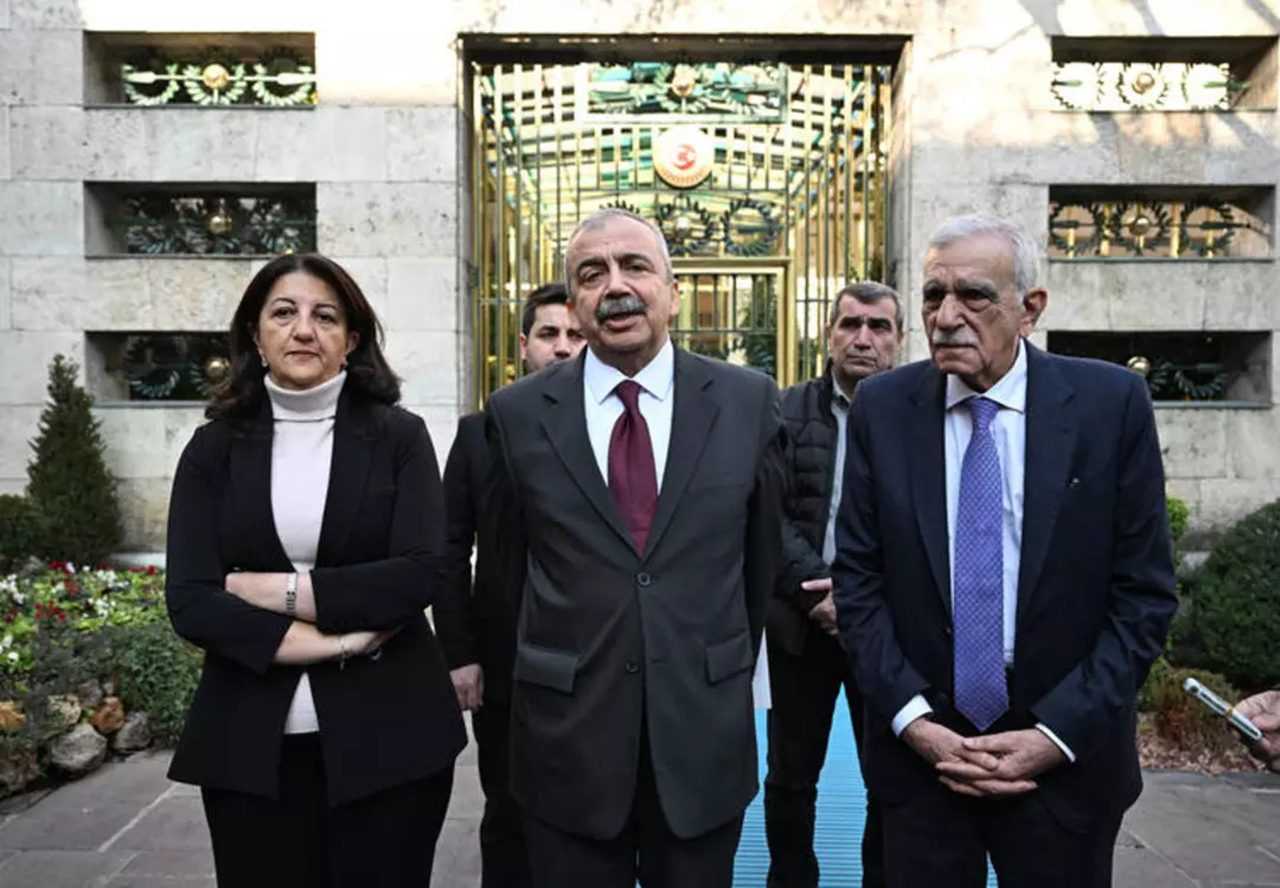 Sırrı Süreyya Önder’den Kötü Haber: Kalp Krizi Geçirdi 1 Sirri Sureyya Onderden Kotu Haber Kalp Krizi Gecirdi 2