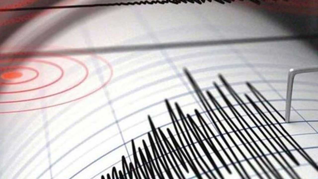 Sivrice'de Şiddetli Deprem: Çevre İllerde Panik 2 Sivricede Siddetli Deprem Cevre Illerde Panik 2