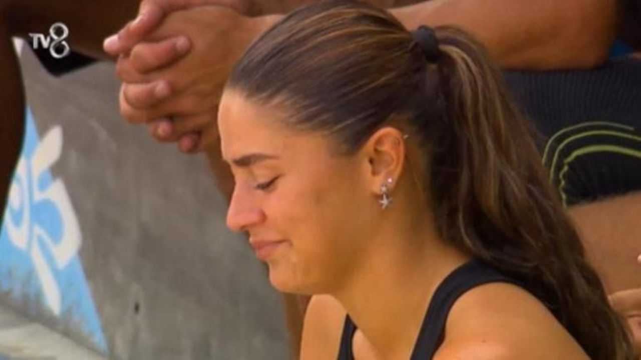 Survivor’da Tarihi An! Türkiye’ye Giden İlk İsim 1 Survivorda Tarihi An Turkiyeye Giden Ilk Isim 2