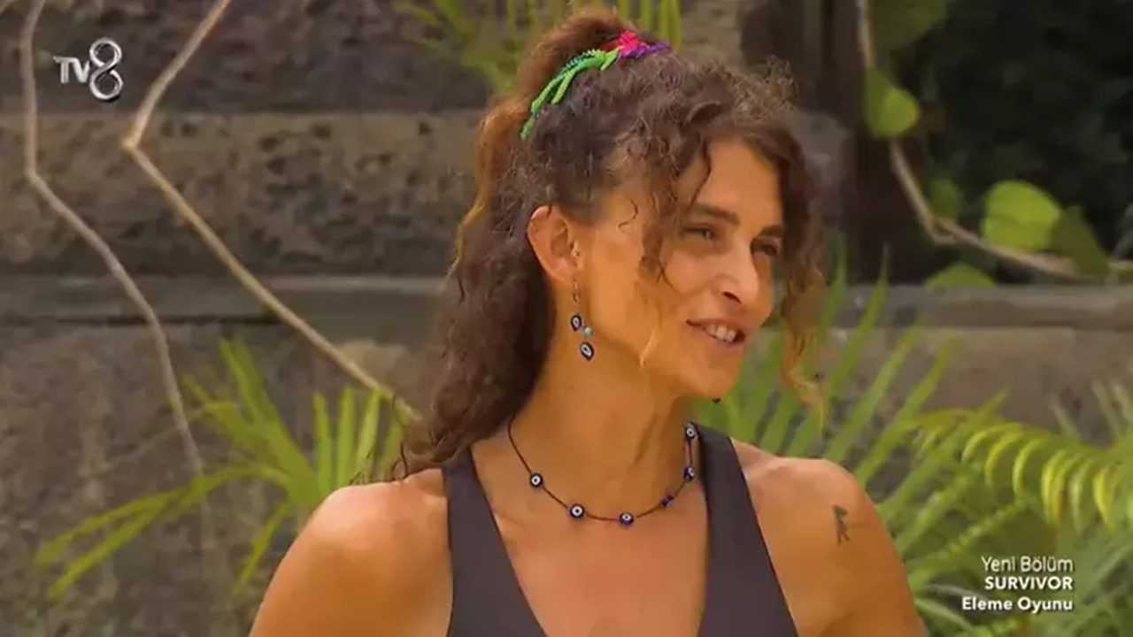 Survivor’da Veda Gözyaşı: Asena Elendi 1 Survivorda Veda Gozyasi Asena Elendi 2