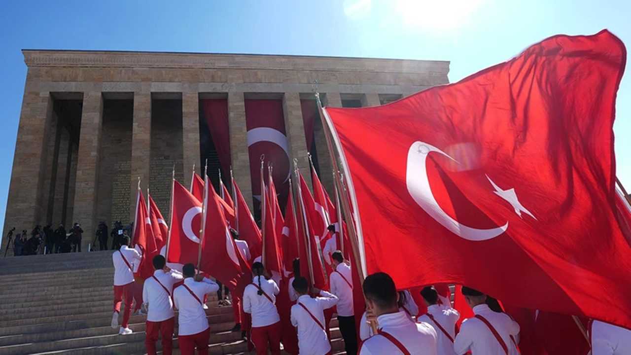19 Mayıs: Direnişin ve Umudun Başlangıcı 3 19 Mayis Direnisin ve Umudun Baslangici 4