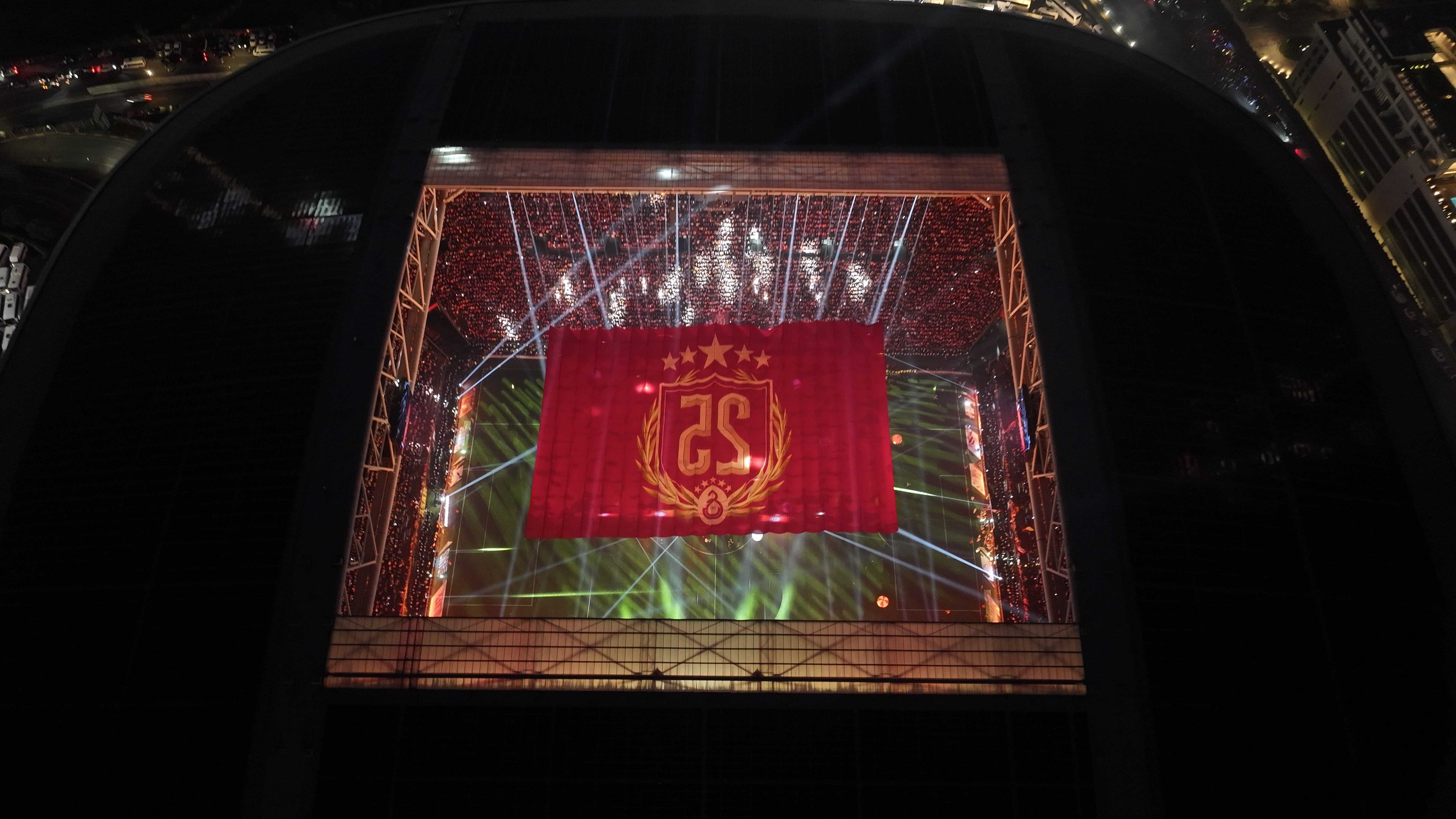 24 Saatte Servet! Galatasaray Rekor Kırdı 13 AA 20250518 38003220 38003218 GALATASARAY SAMPIYONLUGU KUTLUYOR 2